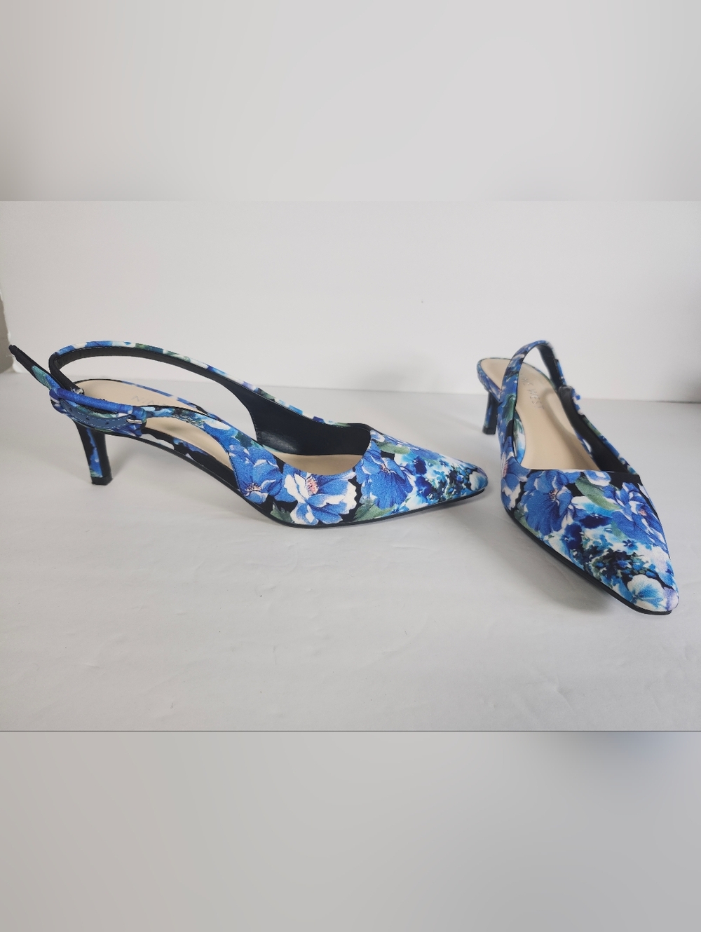 Nine West Blue White Floral Fabric Slingback Almond Toe High Heels Shoes S 6M
